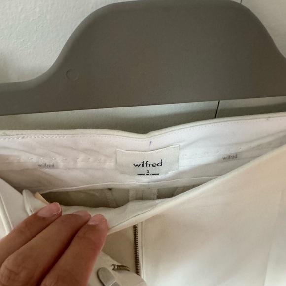 Crème/white Wilfred Shorts in size 2 - Picture 3 of 4